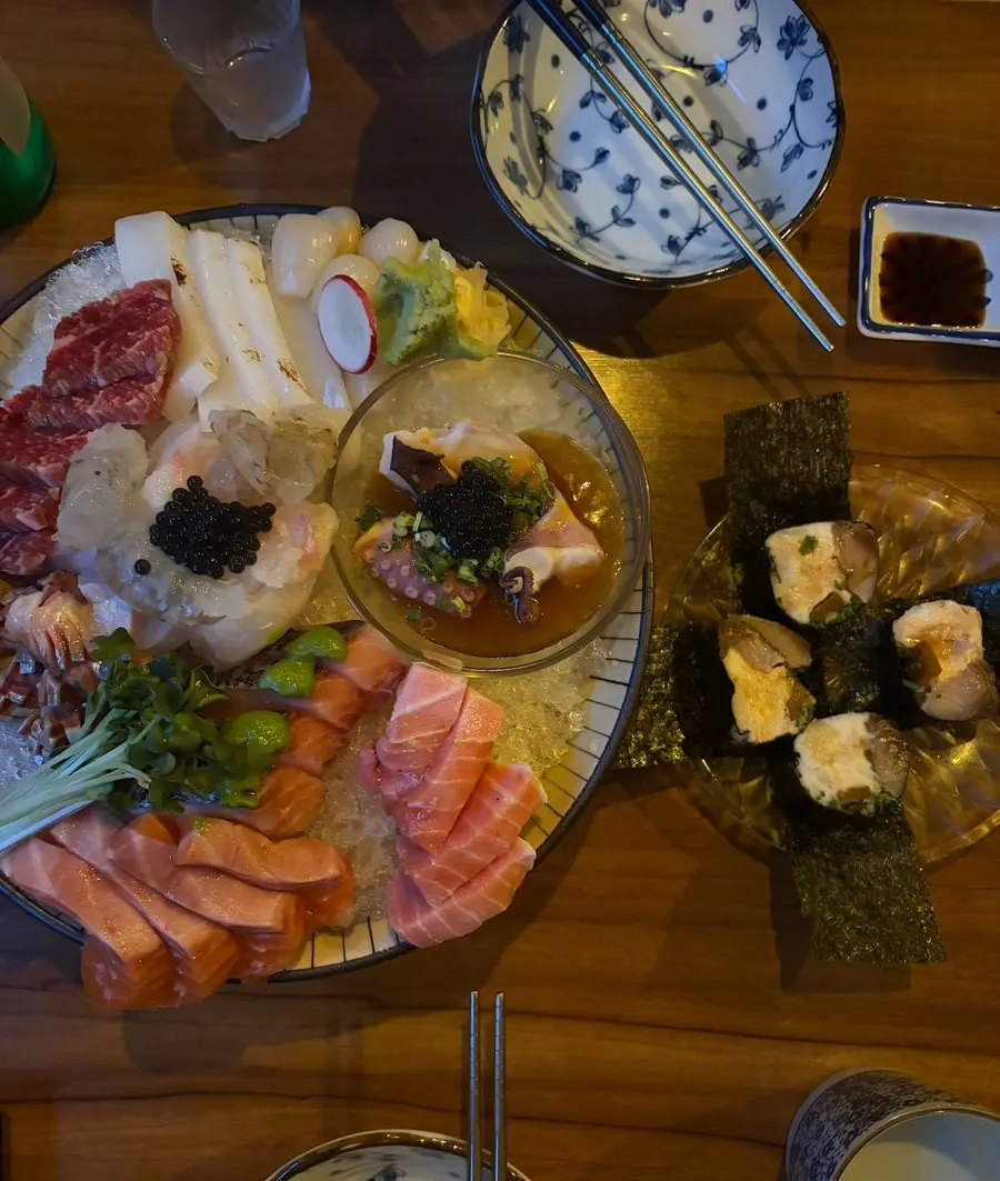 The mackerel maki served first