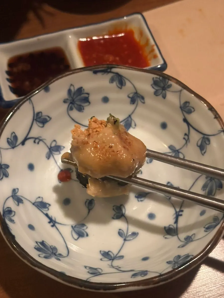 アンキモソースをかけたクロイヤのアンキモキンパ