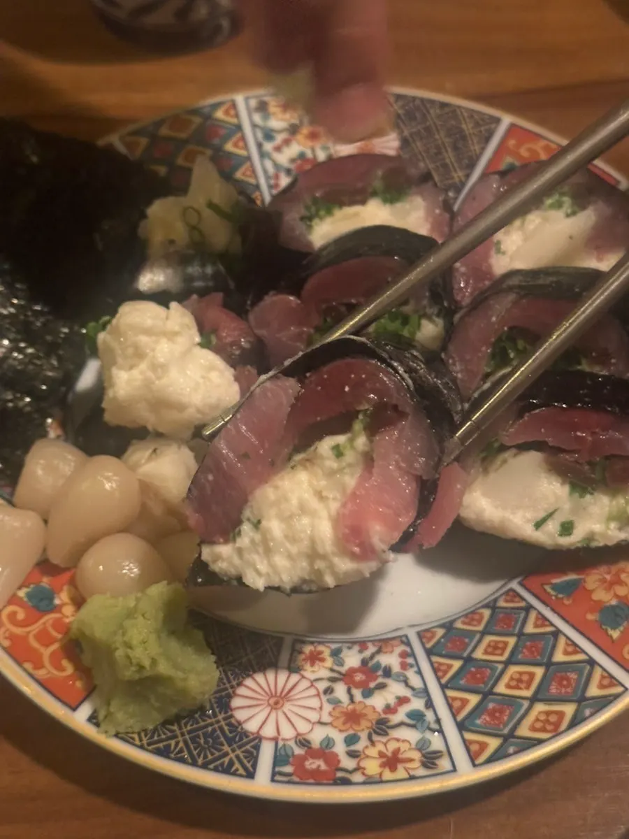海苔で包んだクロイヤの鯖の棒寿司