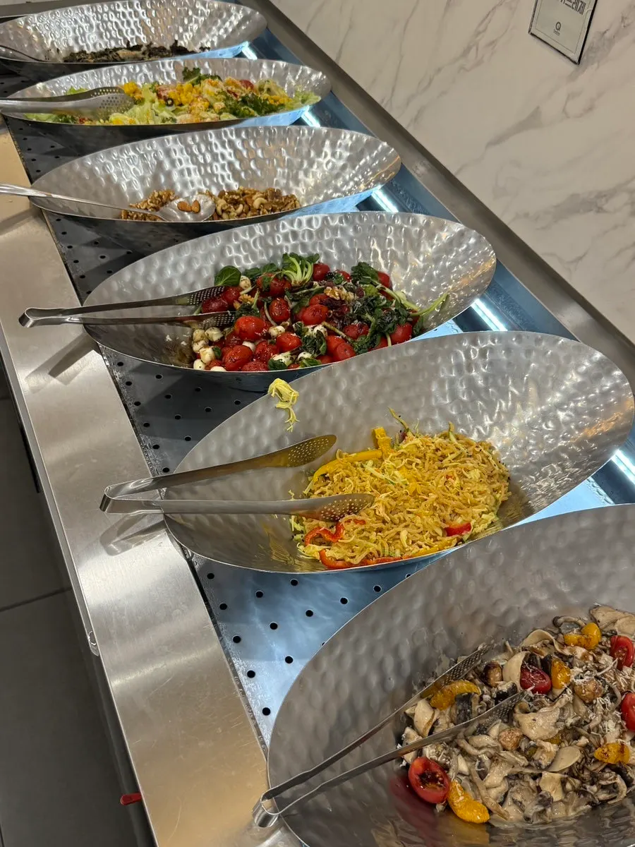 Buffet menu station at QooQoo Chuncheon Branch