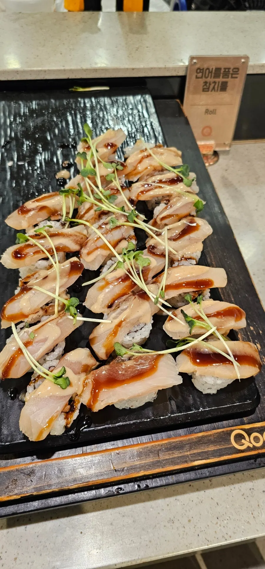 Buffet corner with a variety of roll dishes
