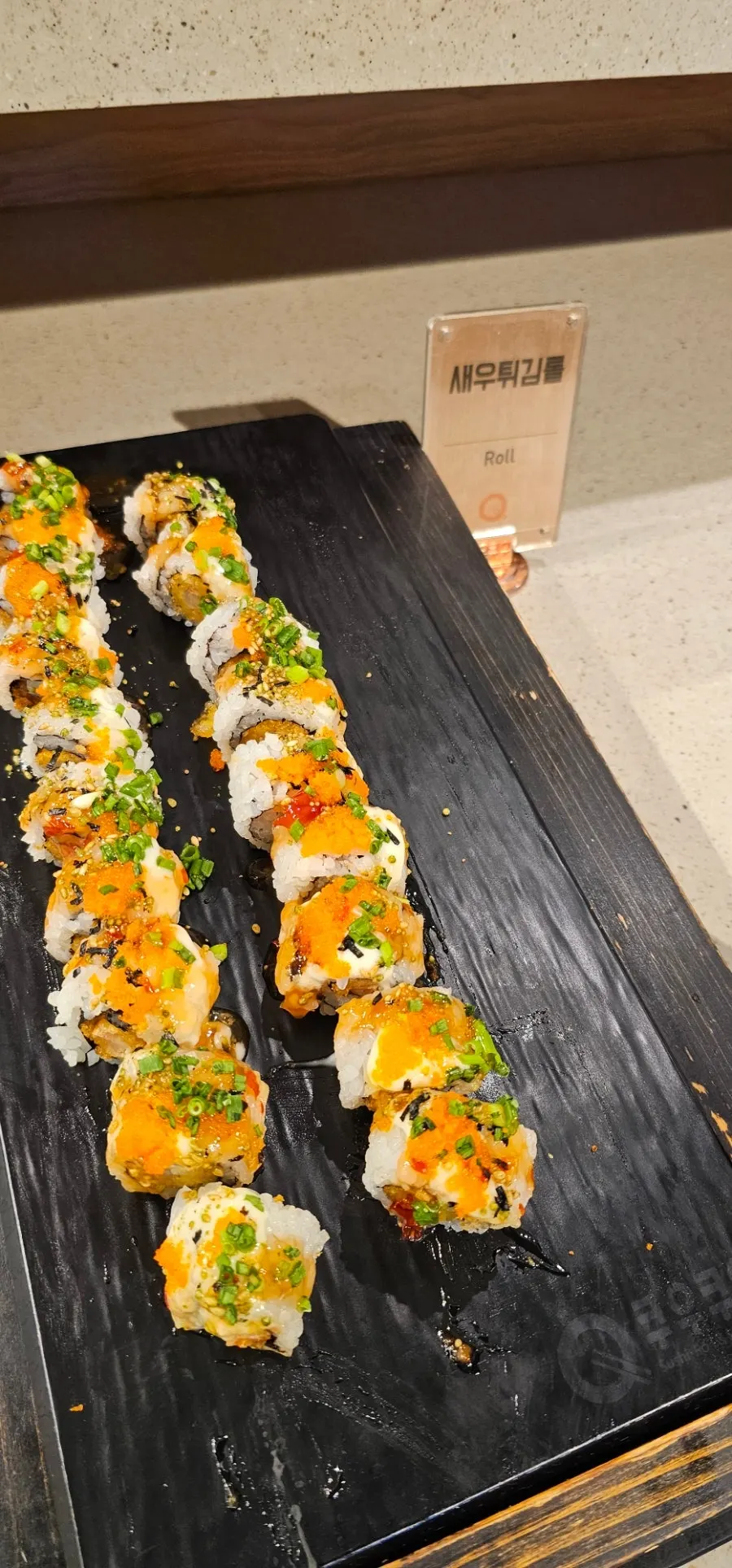 Sushi and gunkan plates at Kuu Kuu Nowon Branch