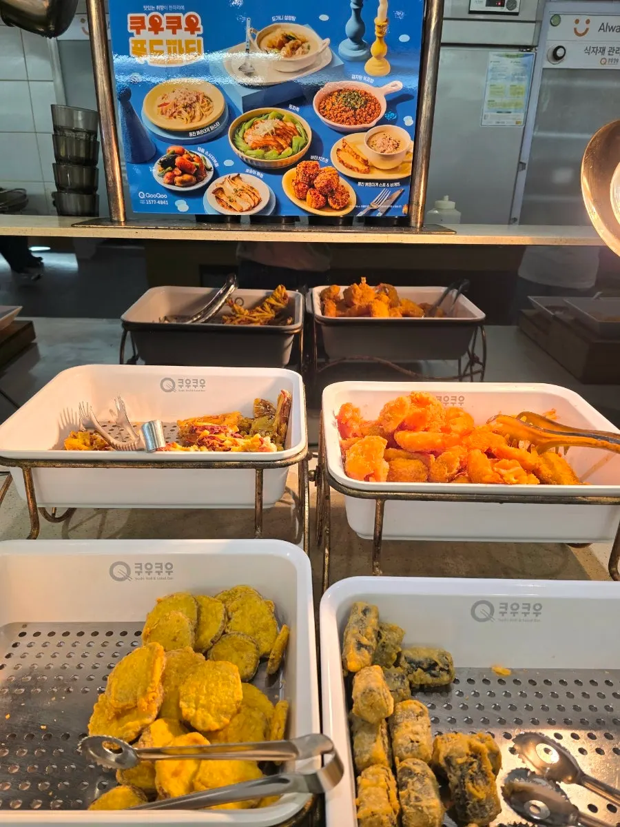 핫도그와 치즈스틱 등 아이 메뉴 코너