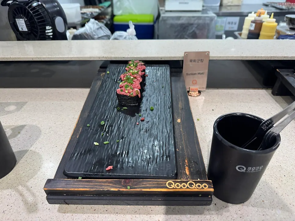 Dessert and fruit corner