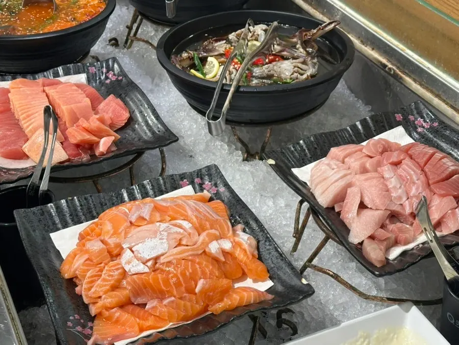 View of the buffet corners at Kuu Kuu Nowon Branch