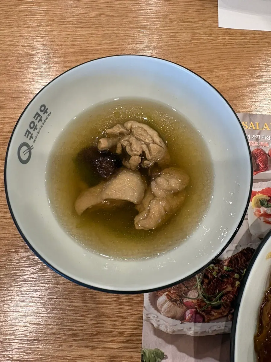 LA갈비와 팔보채, 오일파스타 접시