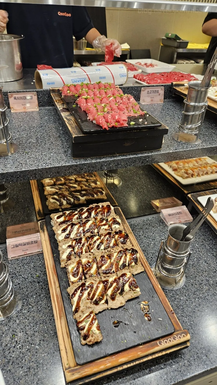A plate of seafood at KuuKuu Gold Bupyeong Branch