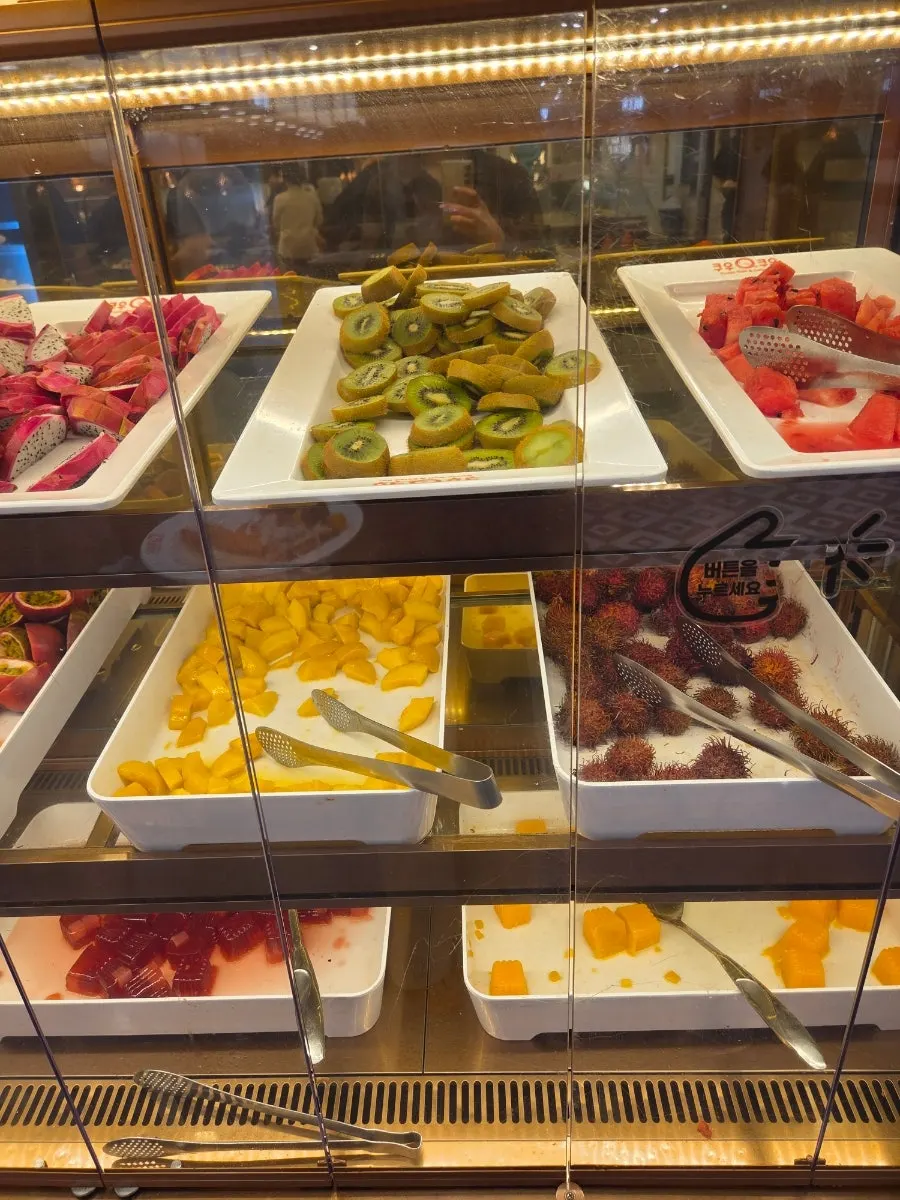 Dessert corner with fruit and cake