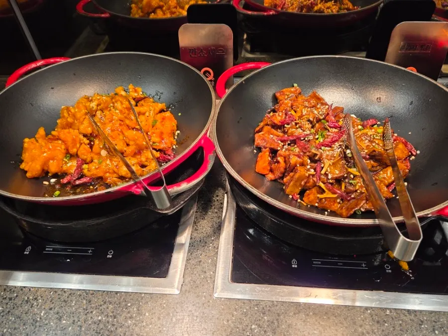 Hot food corner with stir-fried dishes
