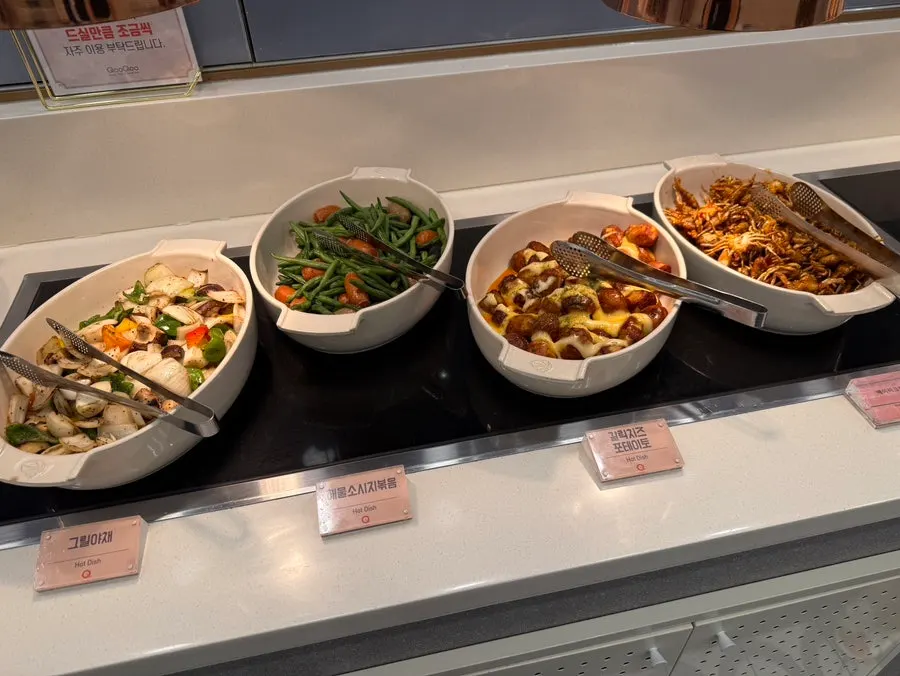 Kimchi fried rice and grilled vegetables among the hot dishes