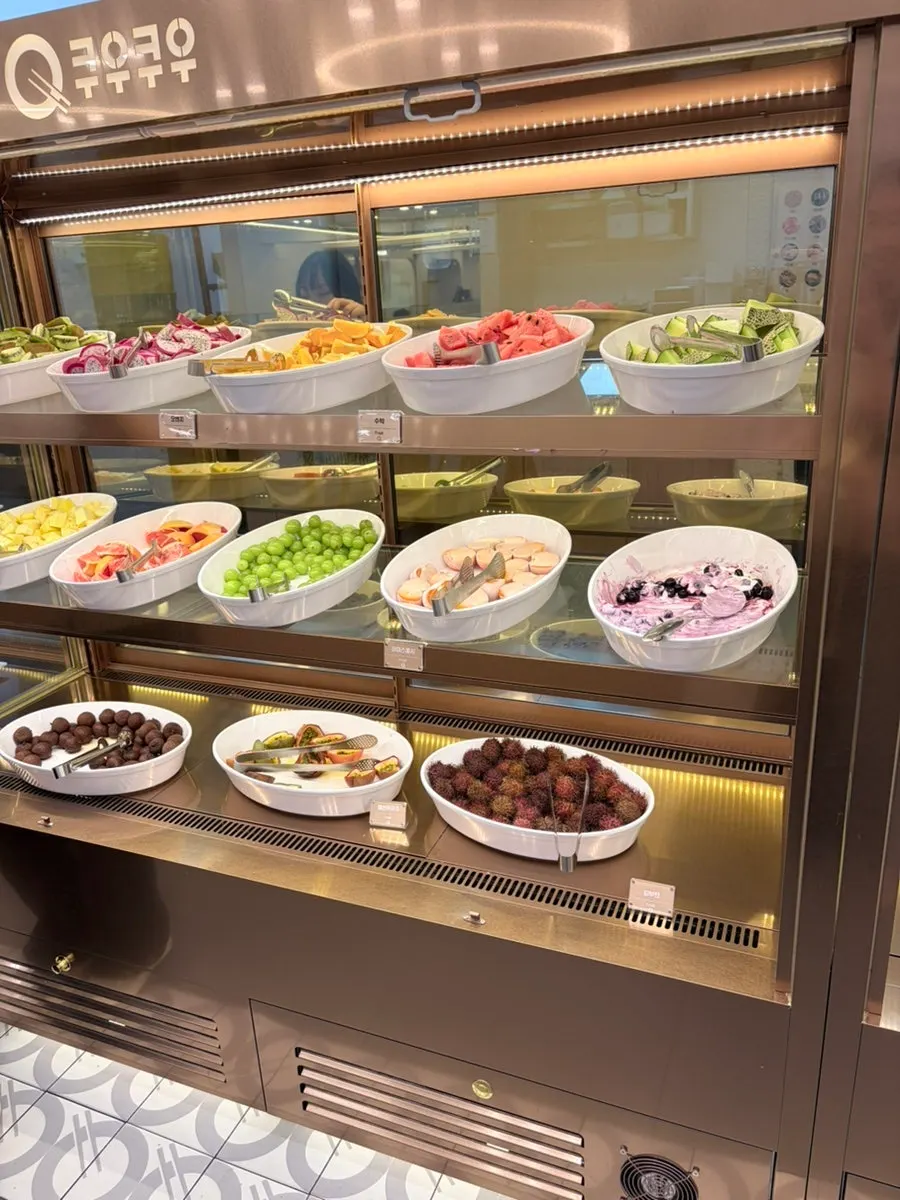 Dessert corner with melon and other fruit