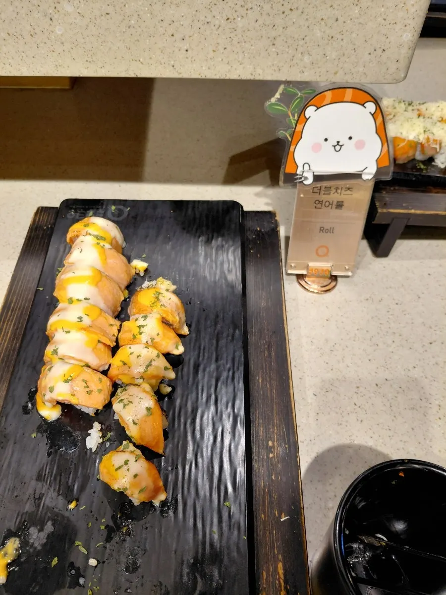 Visiting the sushi buffet at Kuu Kuu Nowon Branch