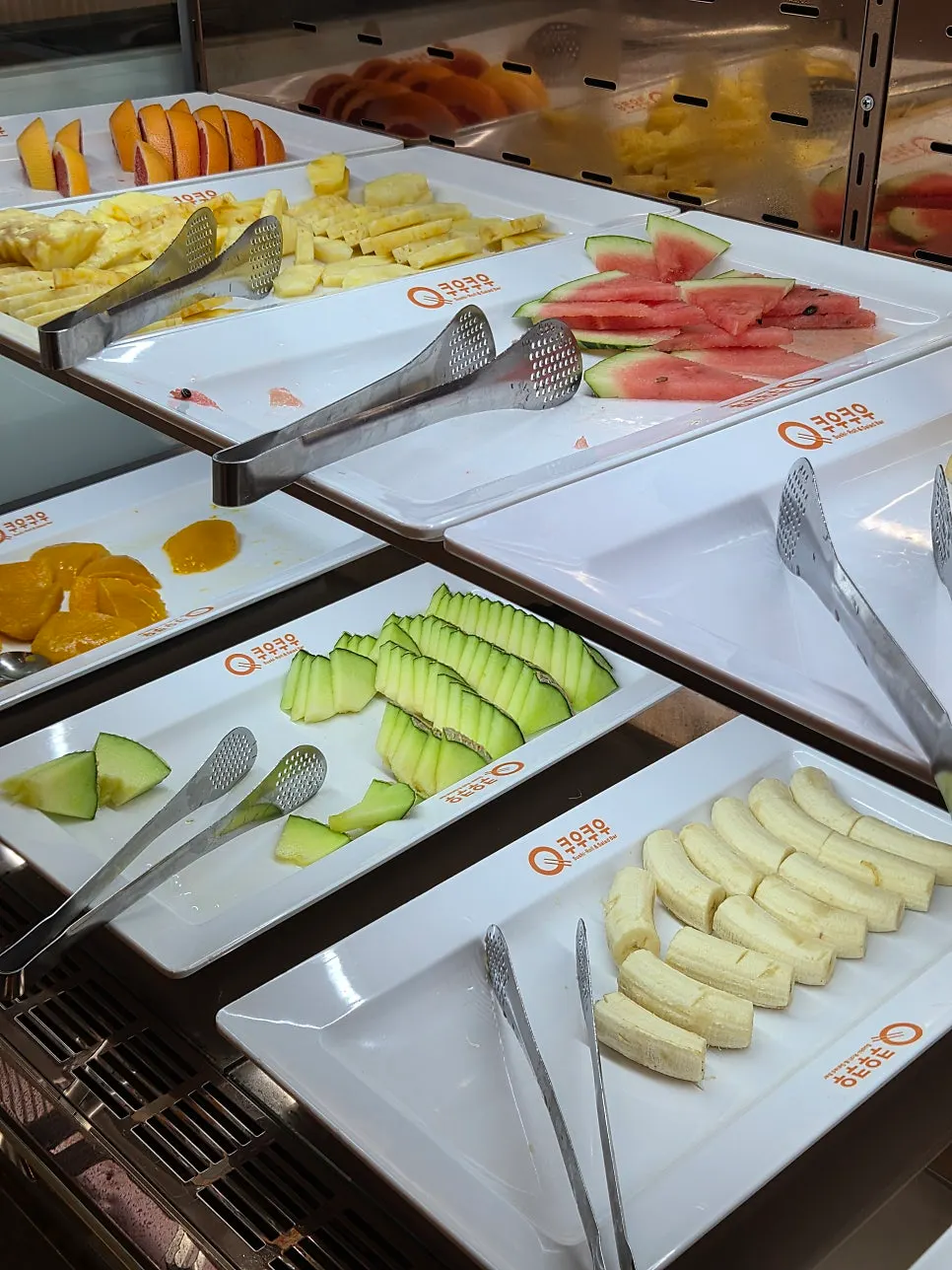 Meat dish station kept warm at the buffet