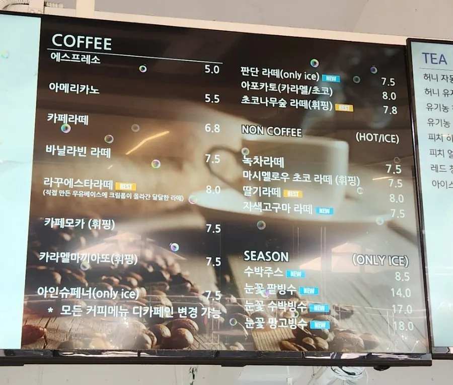 La Cuesta drink menu board