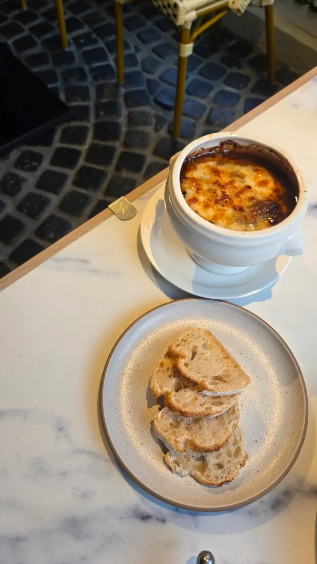 Cheese-topped onion soup at LA RUELLE