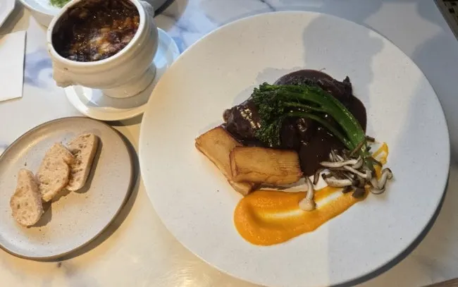 Boeuf bourguignon made with wagyu at LA RUELLE