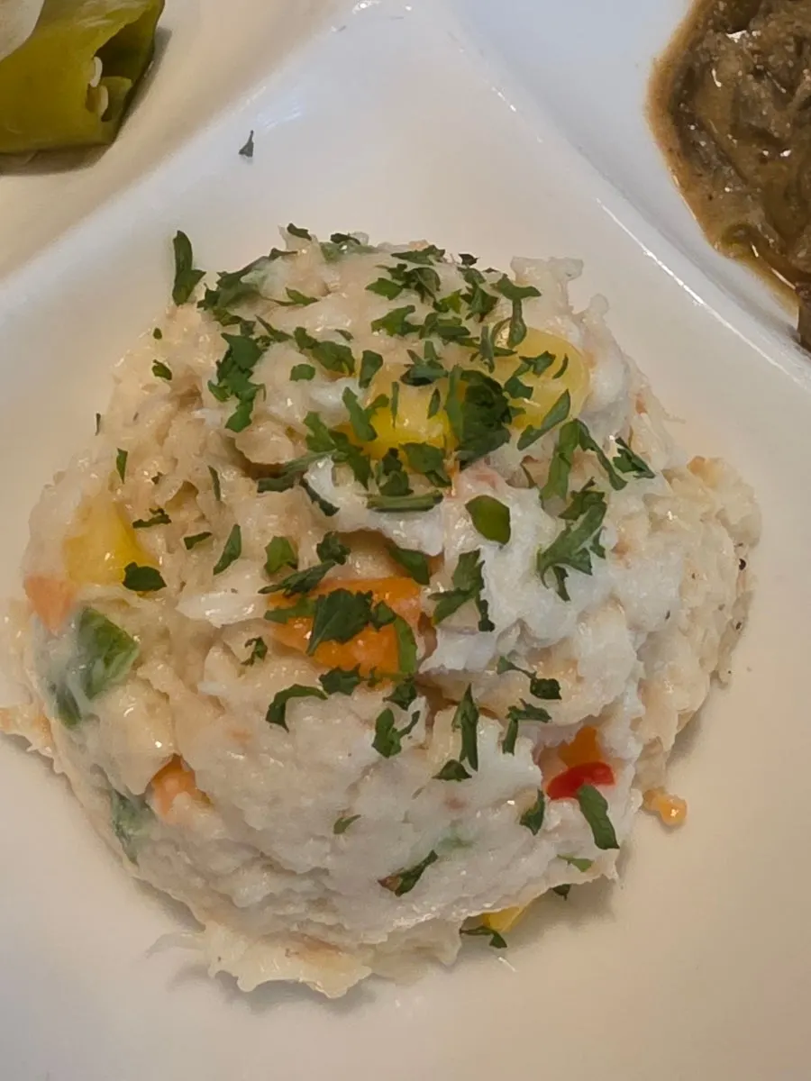 Salad plate among Raviok's side dishes