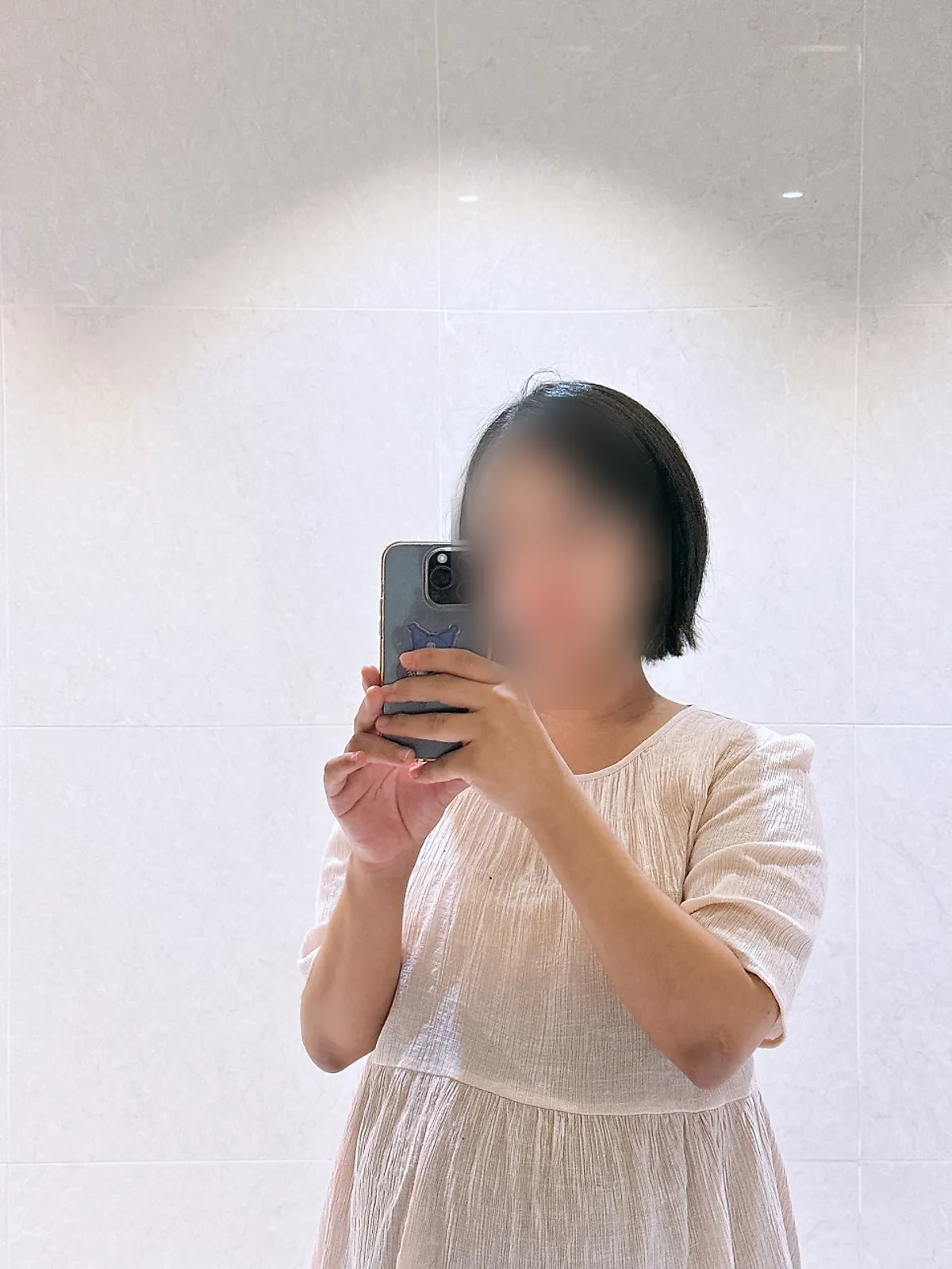 단발 레이어드컷을 마친 모습