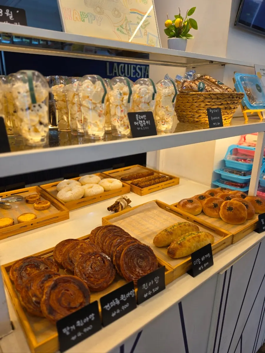 Various breads on the La Cuesta bakery display