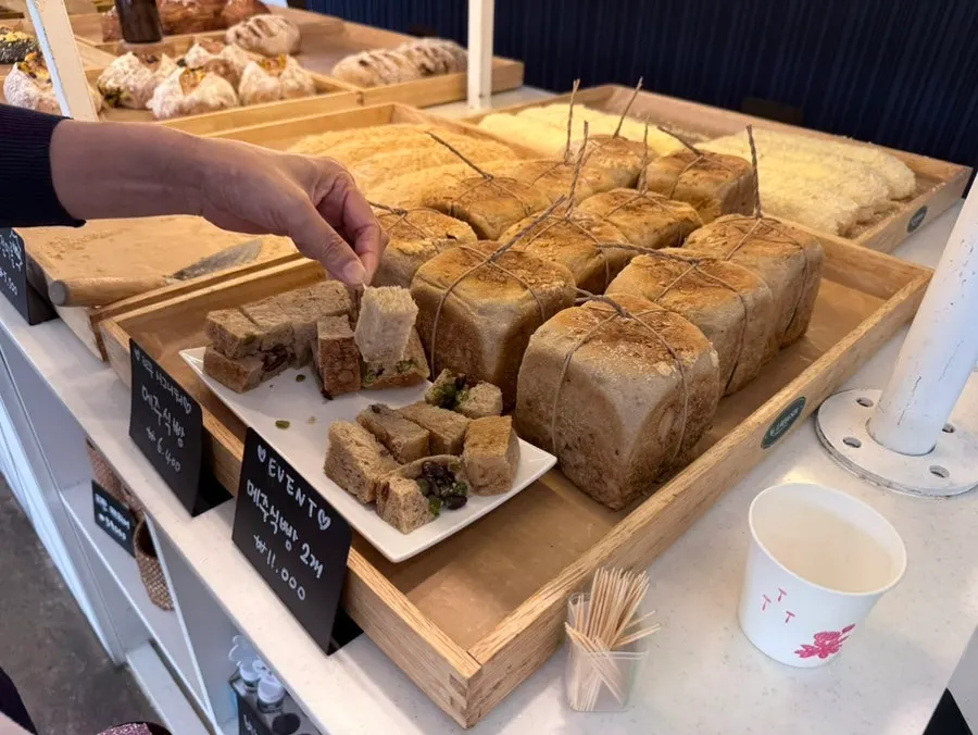 La Cuesta's bakery display area
