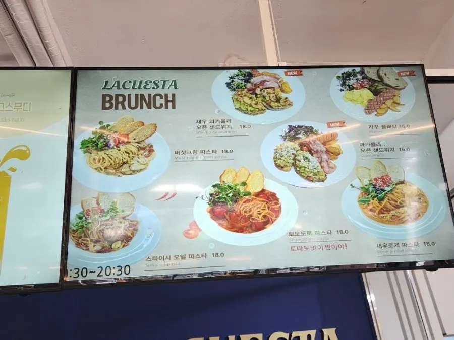 La Cuesta café menu sign