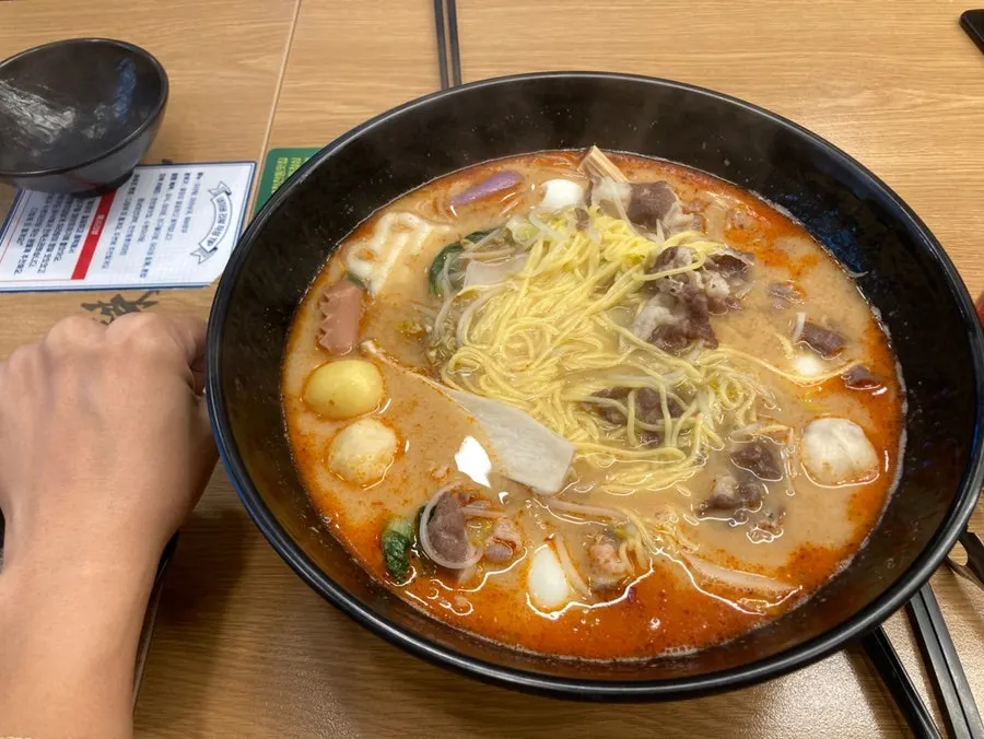 Table inside Rahongbang Malatang Suwon Cheoncheon Branch