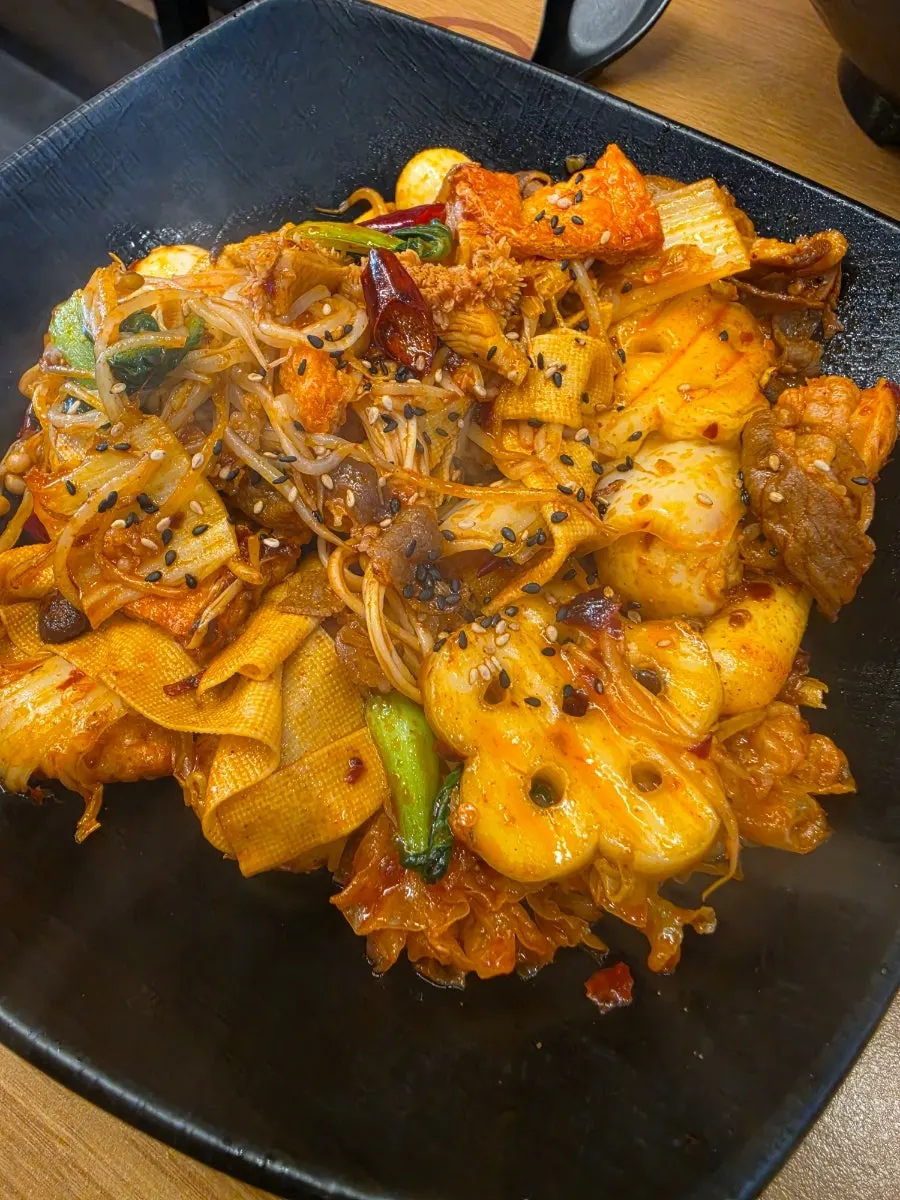 마라탕 재료를 건져 올린 모습
