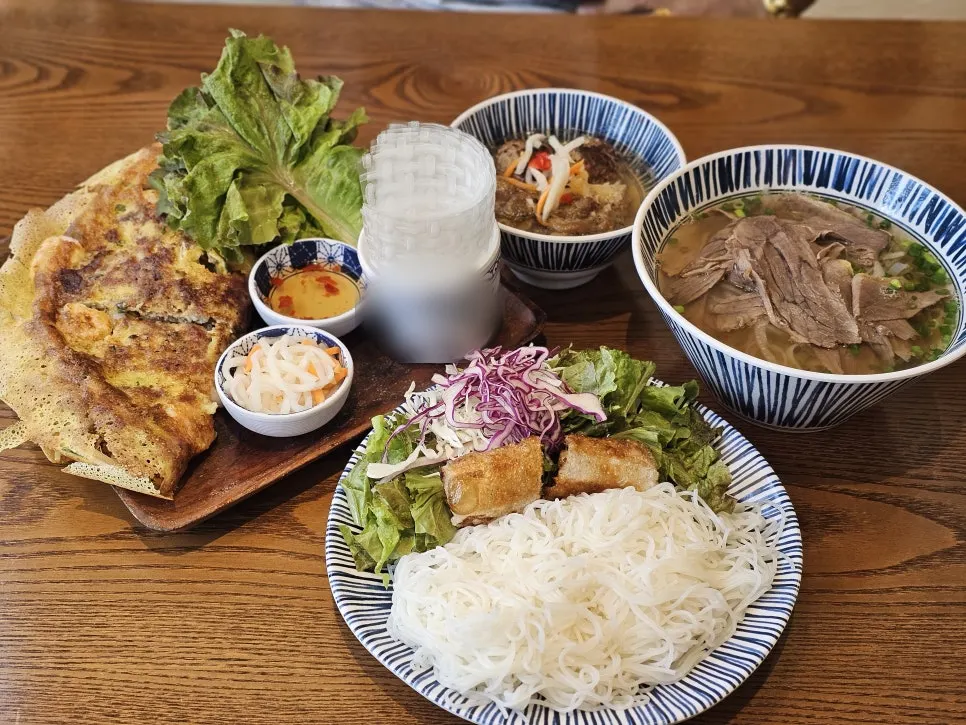 라이첸 칠곡점 2인 A세트 한 상 차림