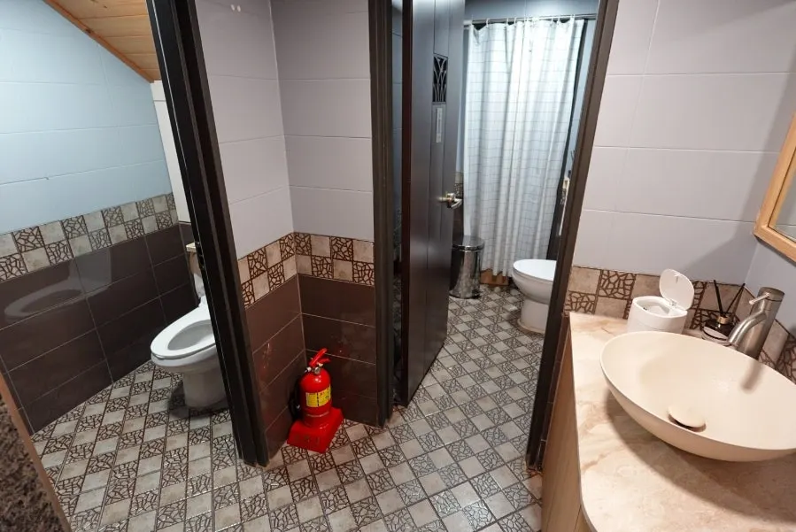 Interior of Raon Sik Tak's spotlessly kept restroom