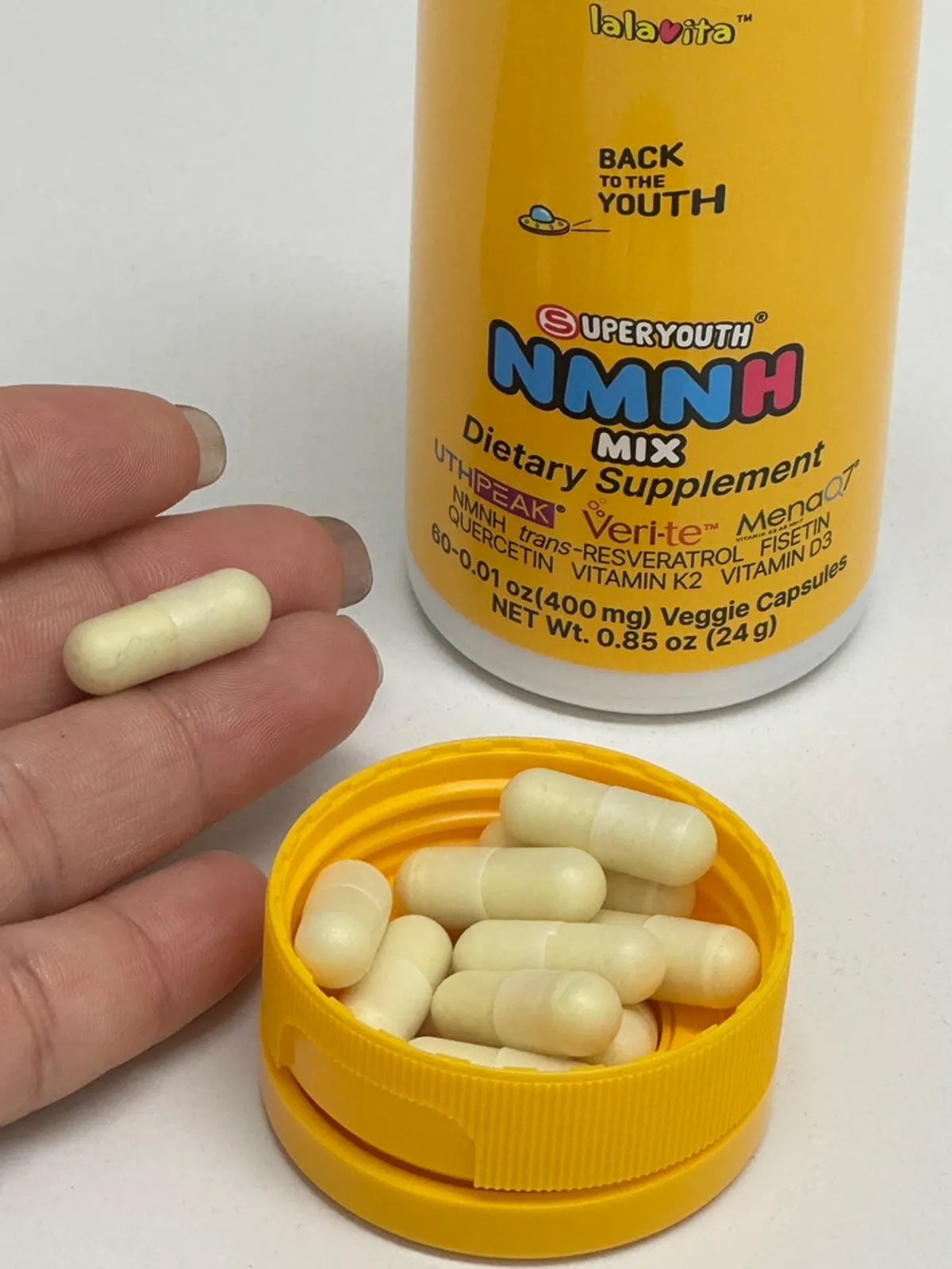 냉장 보관 설명이 함께 있는 라라비타 NMNH 제품