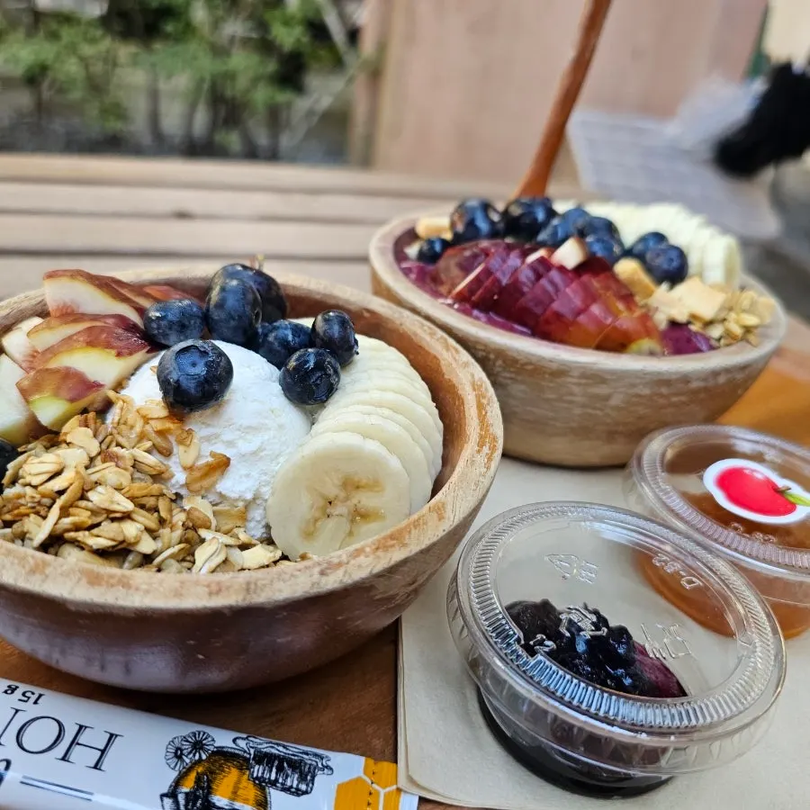Enjoying yogurt desserts on the outdoor terrace