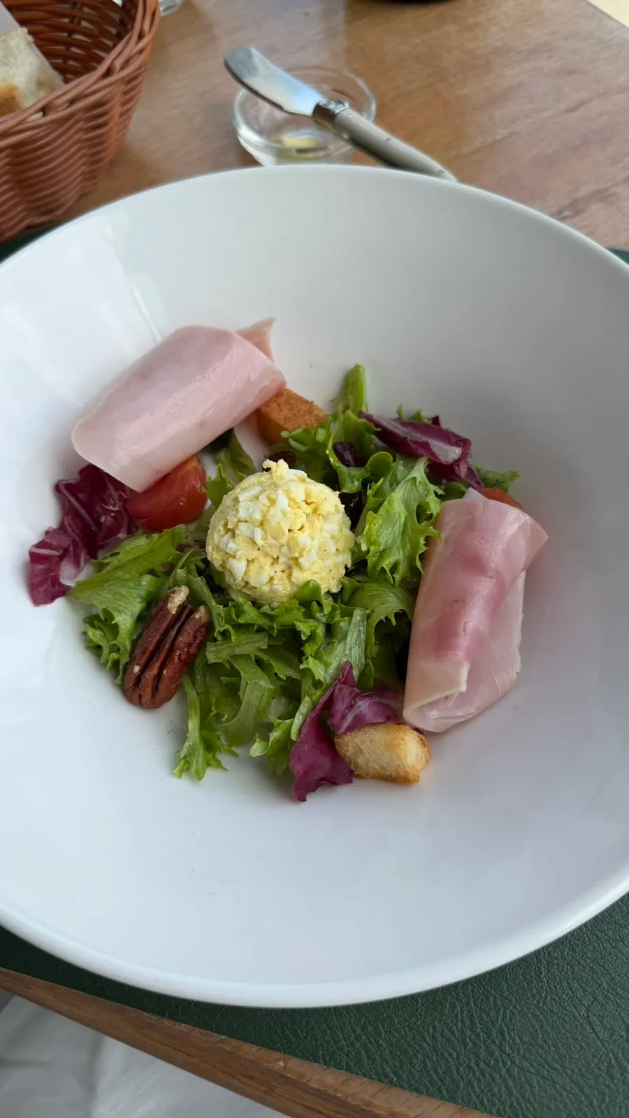 Bread and butter served at Le Cochon