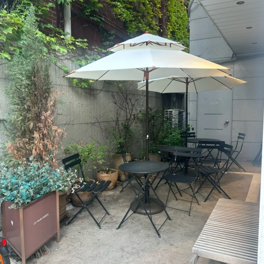 Outdoor terrace seating at Remangdore Seorae Village Branch