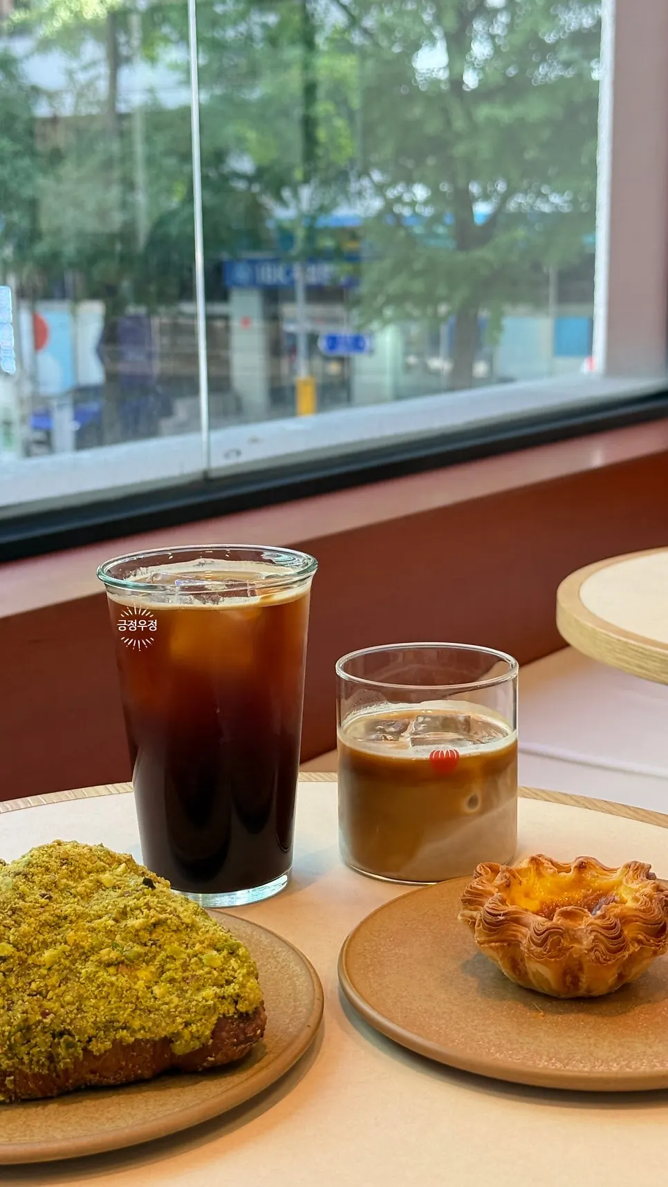 Two iced drinks at Lemangdoré