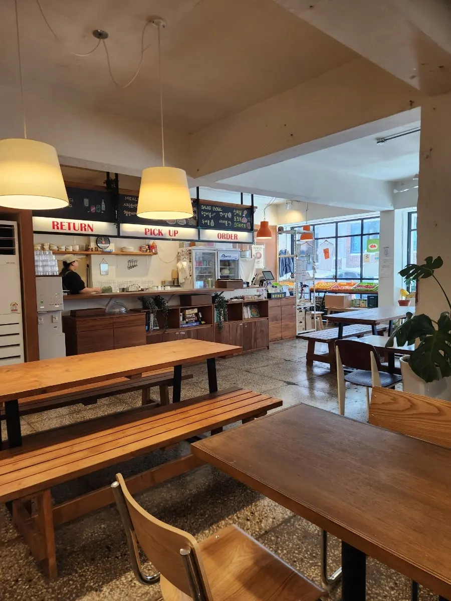 Vertical shot of the cozy interior atmosphere