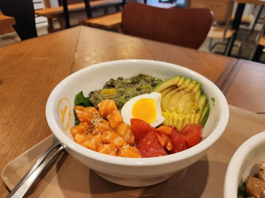 Salmon Bowl with soft-boiled egg and tomato