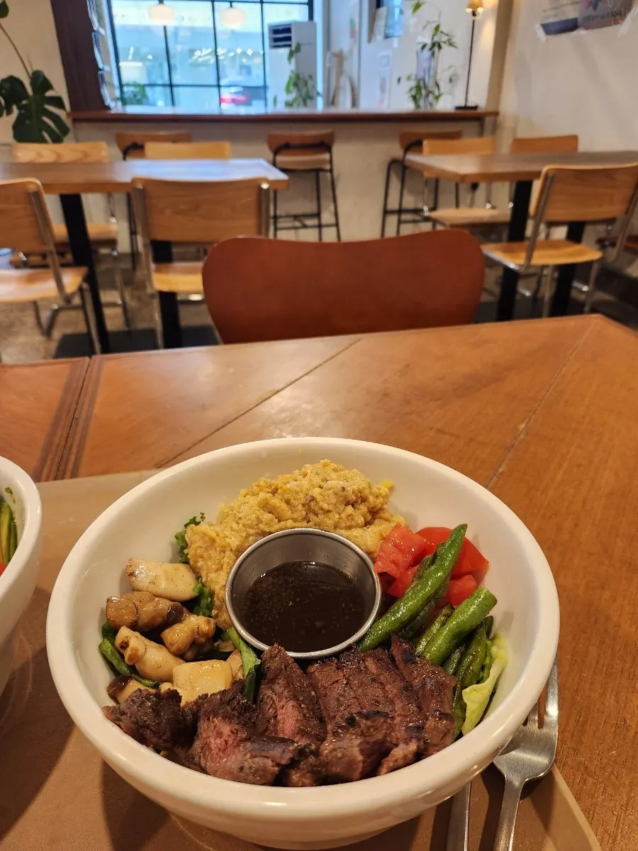 Close-up of Steak Bowl toppings