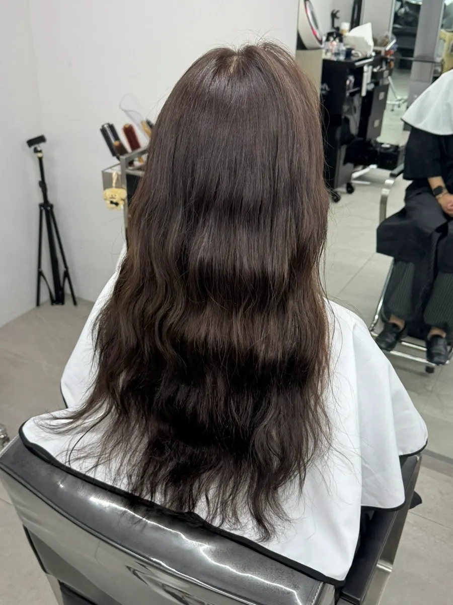 Long hair softened after the dye and clinic treatment