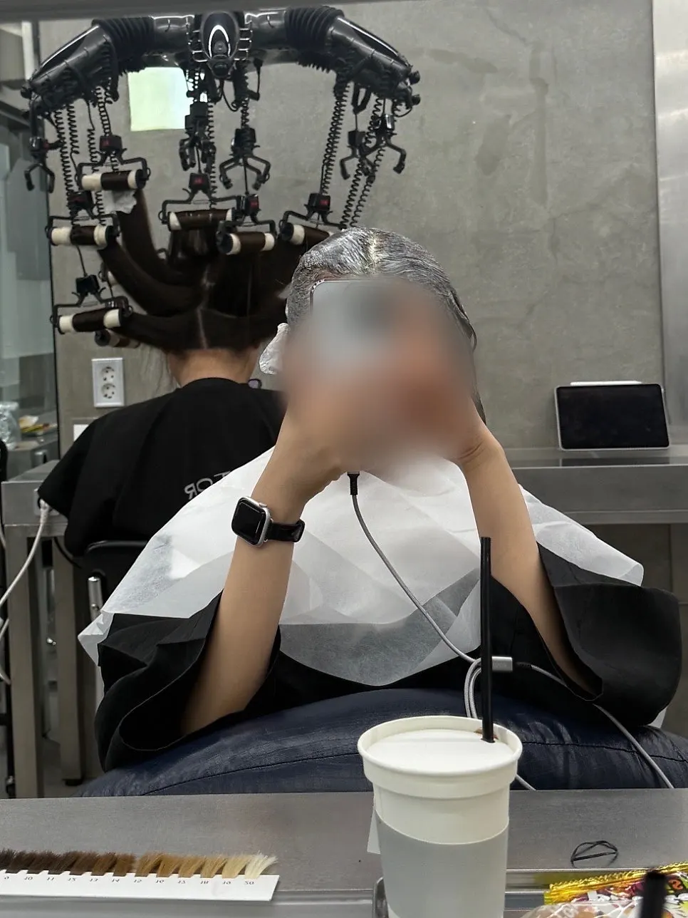 Applying dye through the full length of hair