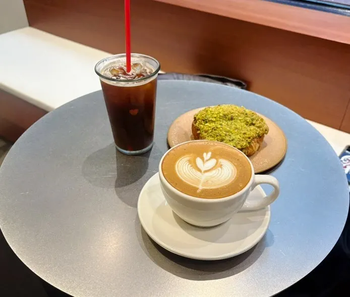 Lemangdoré latte with latte art