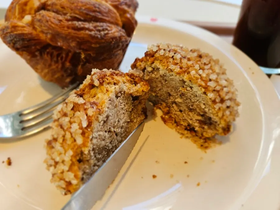 카라멜 피칸 스콘 클로즈업
