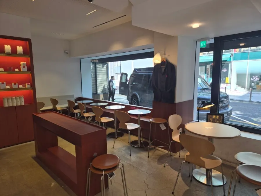 양말과 텀블러 등 아기자기한 굿즈