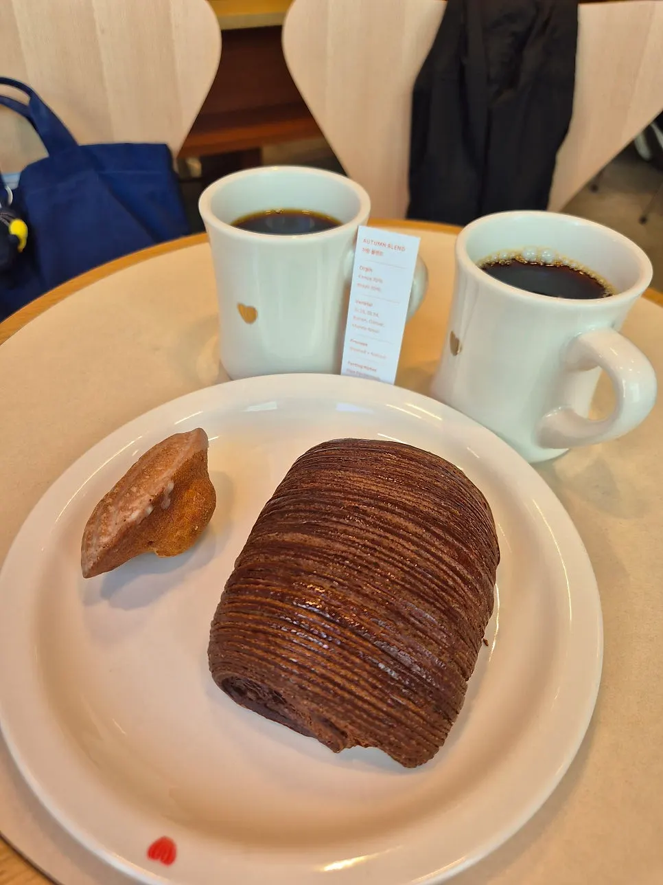 Vanilla madeleine on a plate