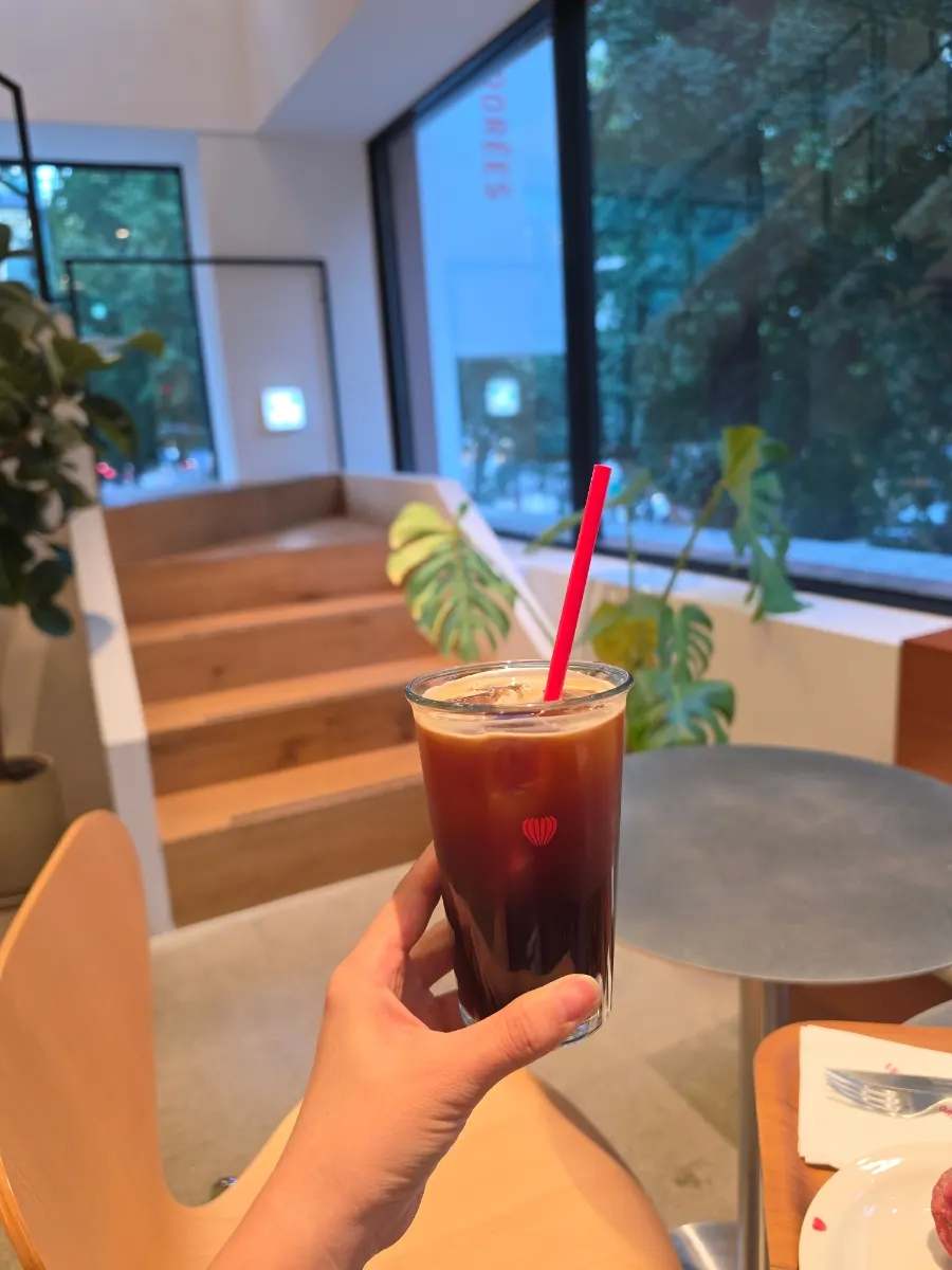 청키 초코칩이 가득한 구움과자