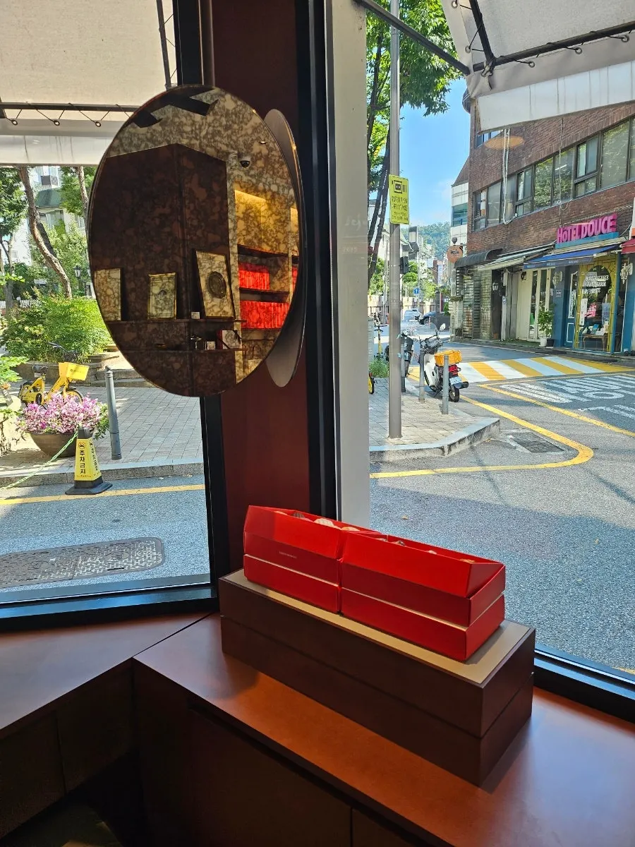 Closing shot of Remangdore Seorae Village Branch