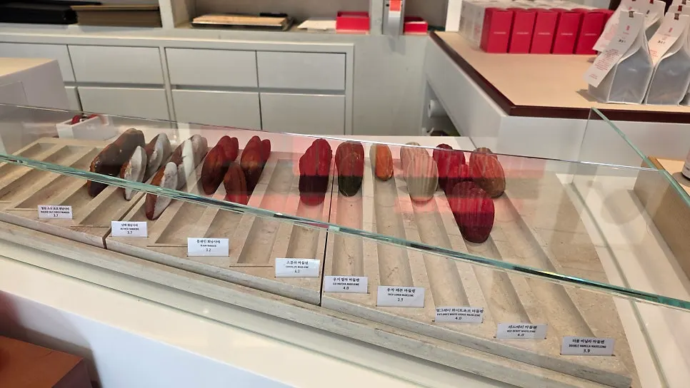 Display shelf with a variety of baked treats