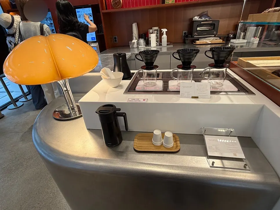 Lemangdoré 1st floor coffee and bakery bar