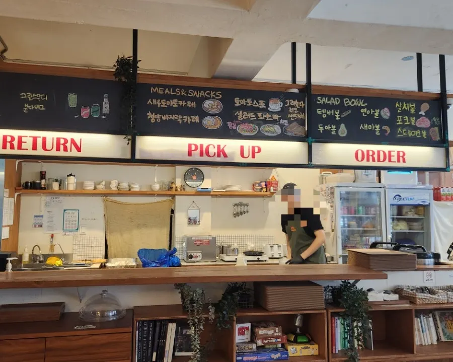 Trendy interior of Le Vegie Wang Seongsu Space