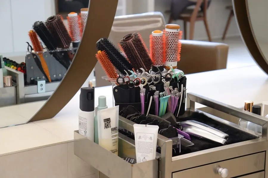 Stylist explaining how the color will fade