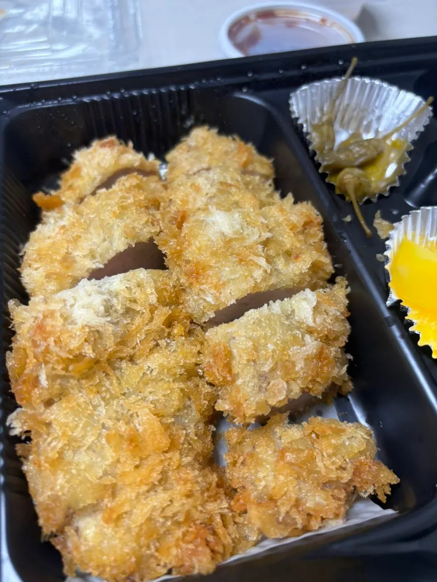 육즙 가득한 리애 멘치카츠